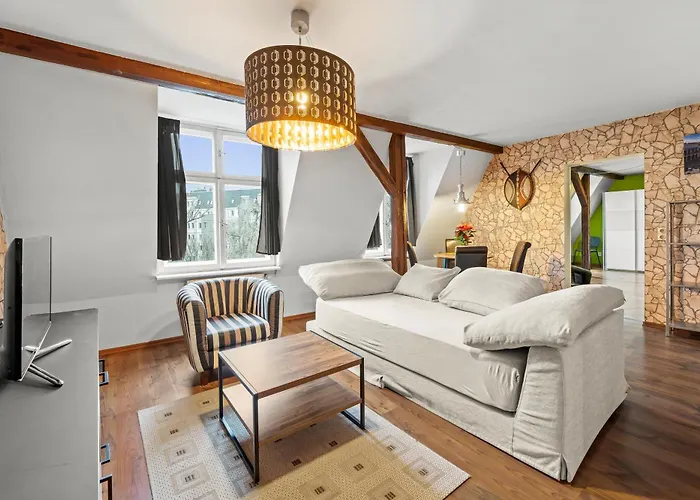 Stylisch Mitte, Group & Family Friendly, From 2 - 8 Guests Apartamento Berlín