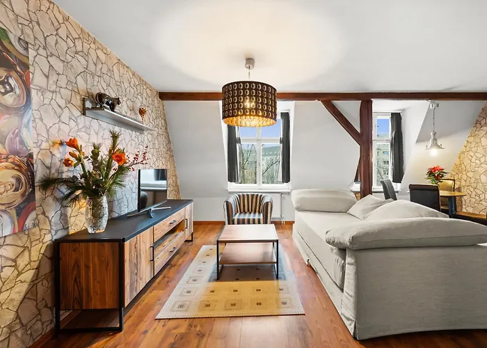 Stylisch Mitte, Group & Family Friendly, From 2 - 8 Guests Apartamento Berlín