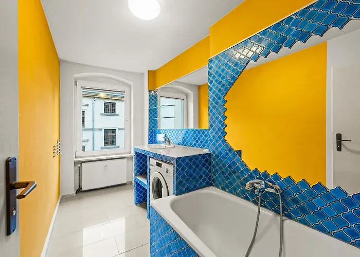 Stylisch Mitte, Group & Family Friendly, From 2 - 8 Guests Berlín