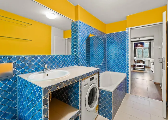 Stylisch Mitte, Group & Family Friendly, From 2 - 8 Guests Apartmán *