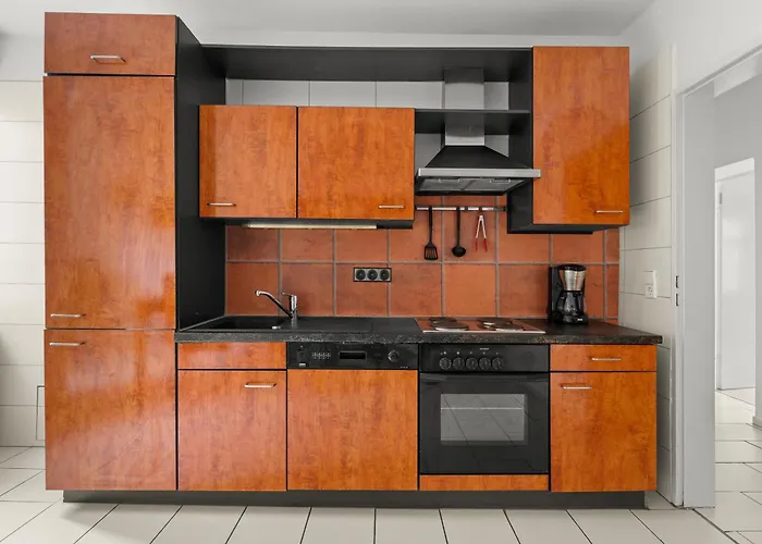 Stylisch Mitte, Group & Family Friendly, From 2 - 8 Guests Apartamento