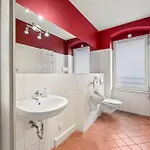 Stylisch Mitte, Group & Family Friendly, From 2 - 8 Guests *