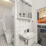 아파트 Stylisch Mitte, Group & Family Friendly, From 2 - 8 Guests