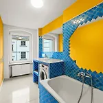 Stylisch Mitte, Group & Family Friendly, From 2 - 8 Guests 베를린